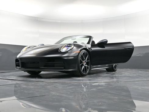 New 2026 Porsche 911 Carrera T image 43