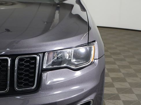 Used 2020 Jeep Grand Cherokee Laredo w/ Security & Convenience Group image 12