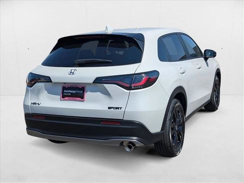Used 2026 Honda HR-V Sport image 2