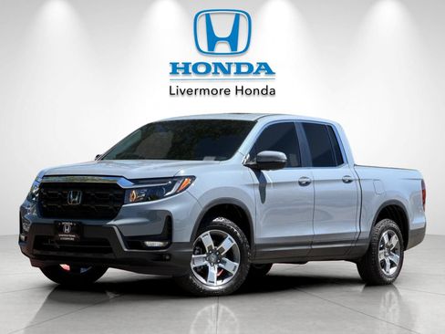 Used 2025 Honda Ridgeline RTL image 2