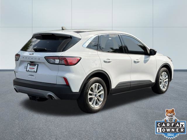 Used 2022 Ford Escape SE FWD image 3
