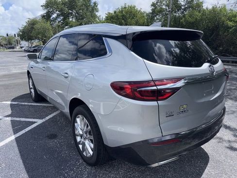 Used 2019 Buick Enclave Essence FWD image 6