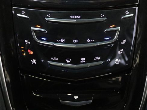 Used 2019 Cadillac Escalade Luxury image 32