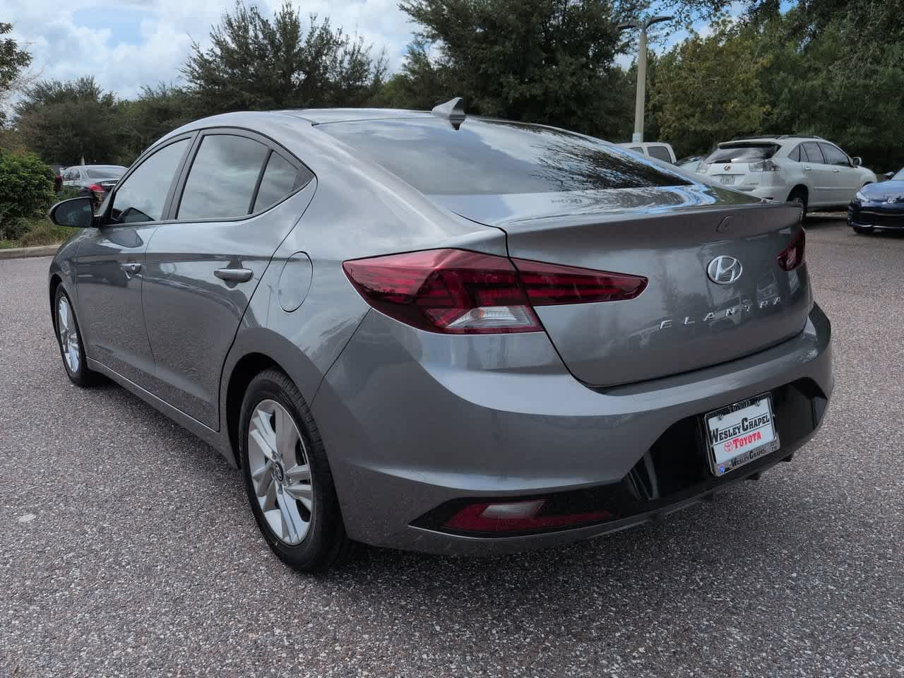 Used 2019 Hyundai Elantra SEL w/ Cargo Package FWD image 4