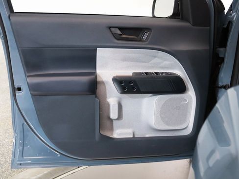 Used 2023 Ford Maverick XLT w/ XLT Luxury Package image 11