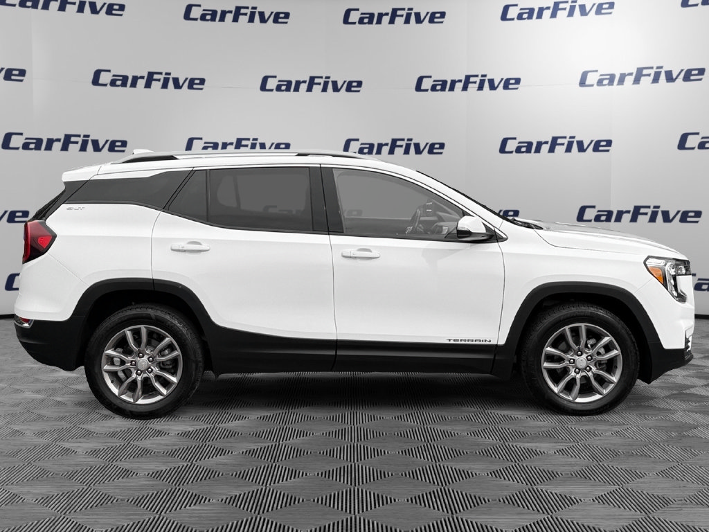 Used 2023 GMC Terrain SLT AWD/4WD image 7