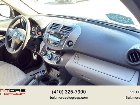 Used 2011 Toyota RAV4 4WD image 13
