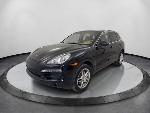 Used 2014 Porsche Cayenne AWD/4WD image 1