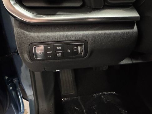 New 2026 GMC Terrain Denali image 17