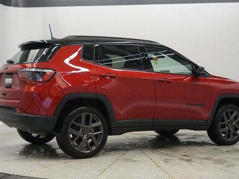 New 2026 Jeep Compass Limited image 9