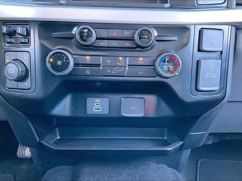 Used 2025 Ford F250 XLT image 16