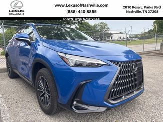 Used 2025 Lexus NX 250 FWD w/ Towing Package (2000 Lbs) video 1