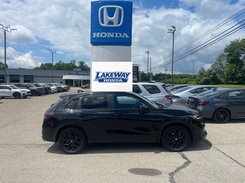 Used 2023 Honda HR-V Sport image 1