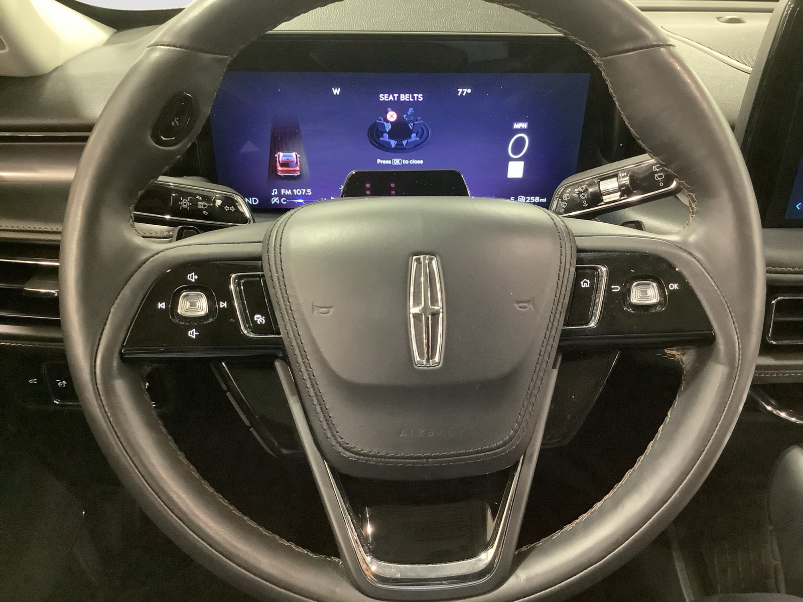 Certified 2025 Lincoln Aviator 2WD image 25