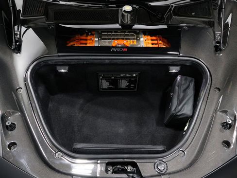 Used 2022 Ferrari SF90 Stradale image 57