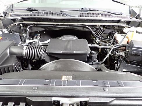 Used 2021 Chevrolet Silverado 2500 LTZ image 9