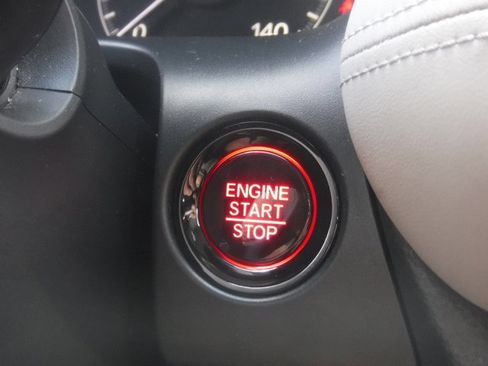 Used 2024 Honda HR-V LX image 19