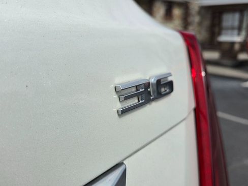 Used 2019 Cadillac XT5 Platinum image 9