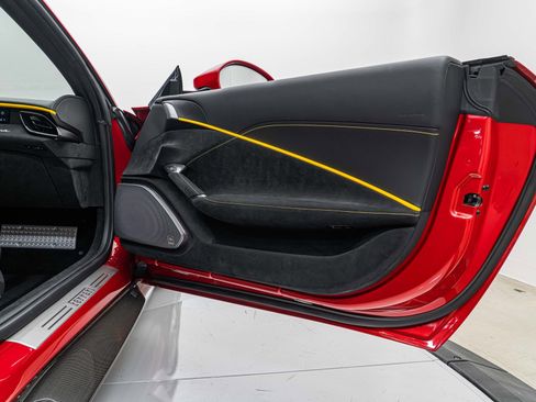 Certified 2022 Ferrari Roma image 17