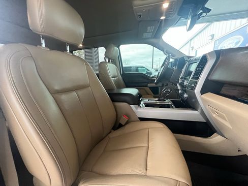 Used 2020 Ford F150 Lariat w/ Equipment Group 502A Luxury image 17