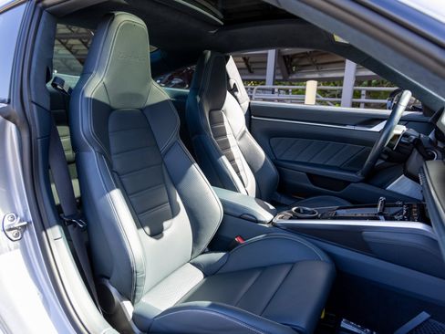 Used 2022 Porsche 911 Turbo S image 50