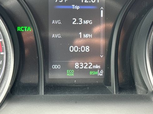 Certified 2023 Toyota Camry SE FWD image 3