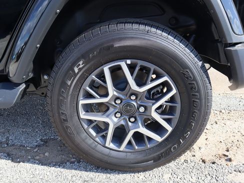 New 2025 Jeep Wrangler Sahara image 12