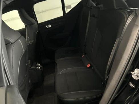 Used 2023 Volvo XC40 Recharge Ultimate w/ Protection Package Premier AWD/4WD image 5