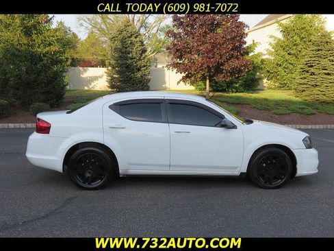 Used 2013 Dodge Avenger SE FWD image 4