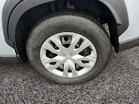 New 2026 Toyota Corolla Cross L image 14