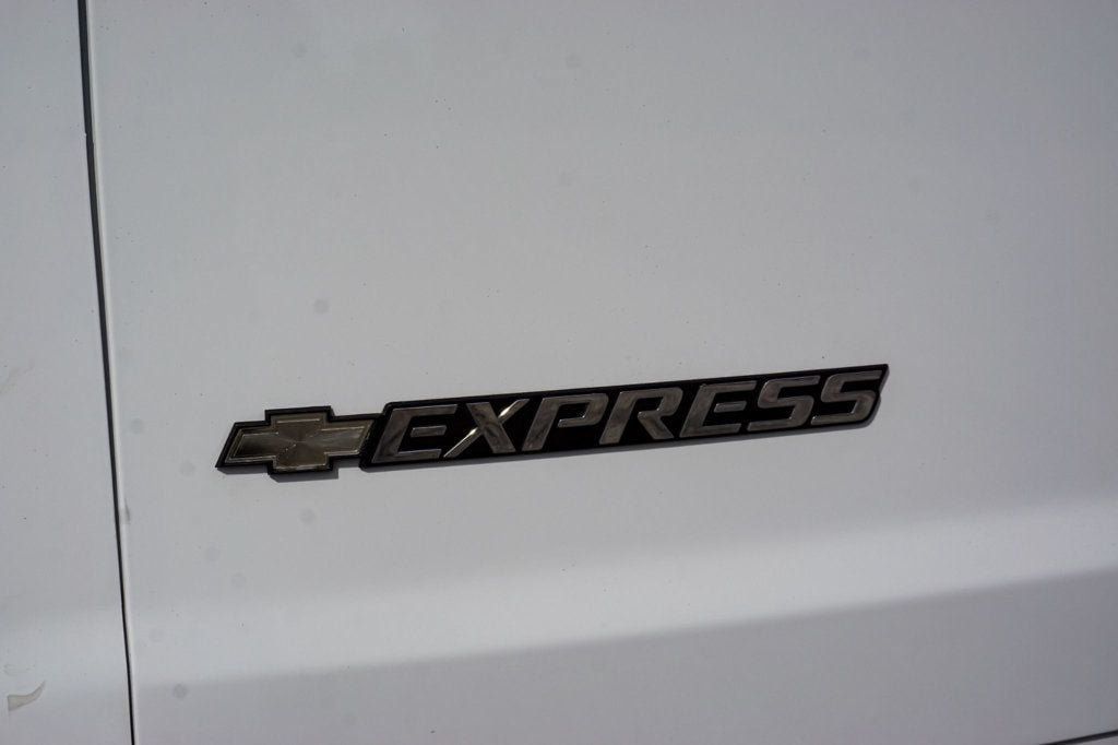 Used 2017 Chevrolet Express 3500 LT w/ LT Preferred Equipment Group RWD image 49