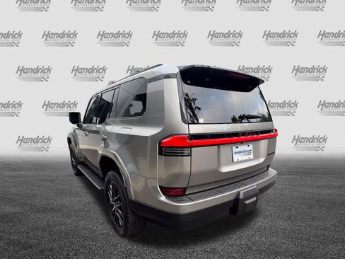 Used 2026 Lexus GX 550 AWD/4WD image 7