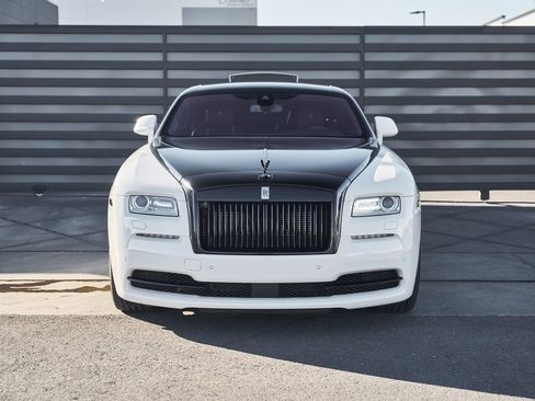 Used 2015 Rolls-Royce Wraith image 16