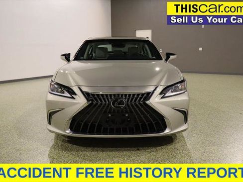 Used 2024 Lexus ES 350 w/ Premium Package FWD image 3