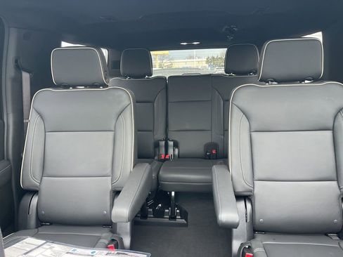 Certified 2026 Chevrolet Suburban Premier w/ Sun And Tow Package image 38