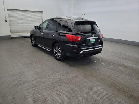 Used 2017 Nissan Pathfinder SL w/ SL Premium Package AWD/4WD image 5