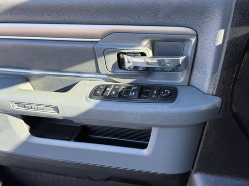 Used 2018 RAM 1500 Big Horn image 29