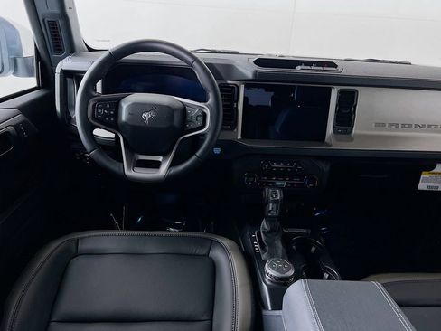 New 2025 Ford Bronco Outer Banks image 26