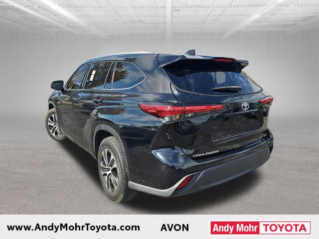 Used 2022 Toyota Highlander XLE FWD image 5