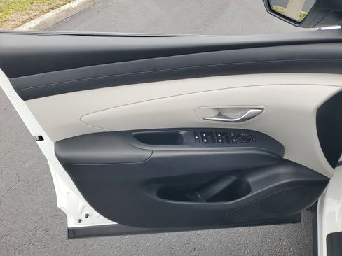 Used 2025 Hyundai Tucson SEL FWD image 14