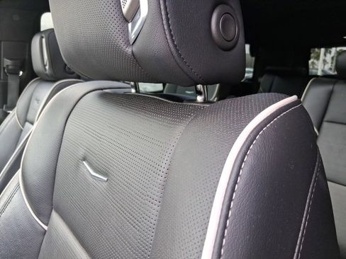 Used 2022 Cadillac Escalade Sport w/ Touring Package image 21