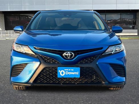 Used 2019 Toyota Camry SE image 10