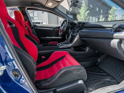 Used 2018 Honda Civic Type R image 22