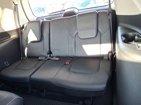 Used 2024 Nissan Armada Platinum w/ Captain's Chairs Package image 11