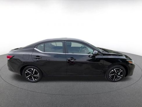 Used 2025 Nissan Sentra SV FWD image 16