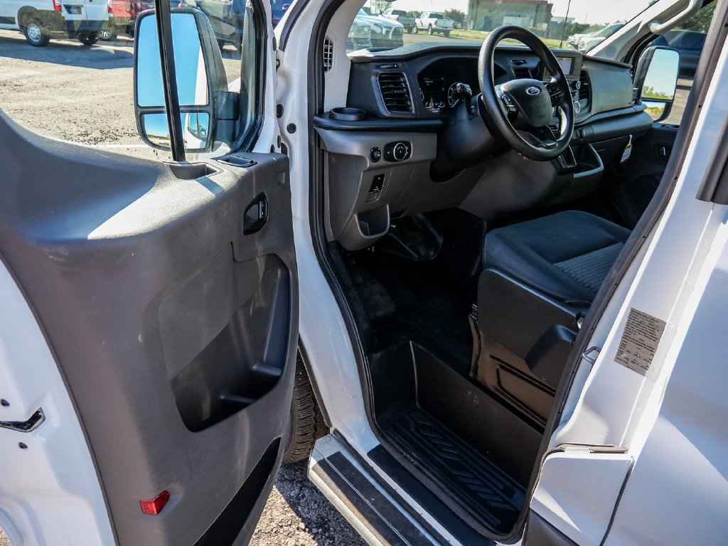 Used 2025 Ford Transit 250 Low Roof w/ Exterior Upgrade Package RWD image 26