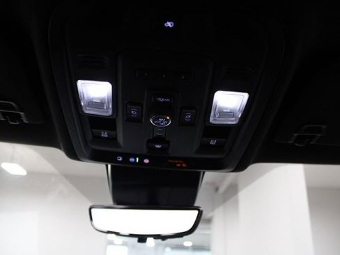 Used 2023 GMC Yukon Denali Ultimate image 43