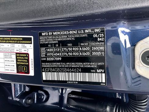 Used 2025 Mercedes-Benz GLE 450e 4MATIC image 37