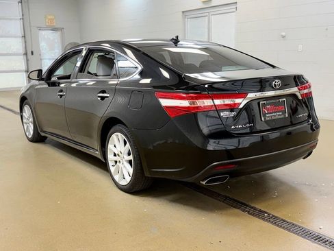Used 2015 Toyota Avalon Limited FWD image 7
