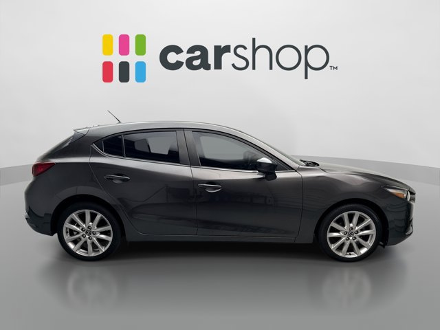 Used 2017 MAZDA MAZDA3 Touring FWD image 6